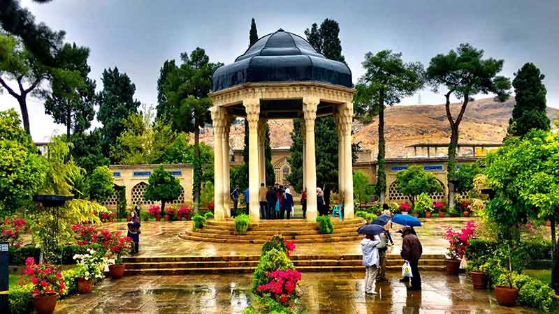 Shiraz,-city-of-poets-and-literature